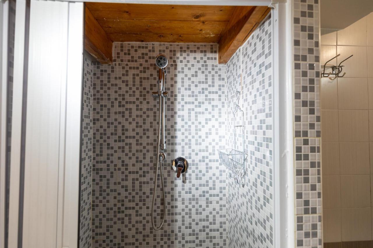 Apartment With Sea View With 2 Lifts Above Montesanto! Neapel Exteriör bild